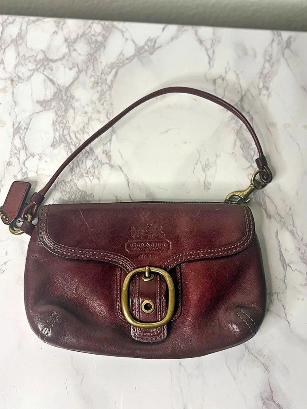 Vintage Coach Bleecker Burgundy Leather Buckle Flap Wristlet / Clutch - Picture 7 of 7